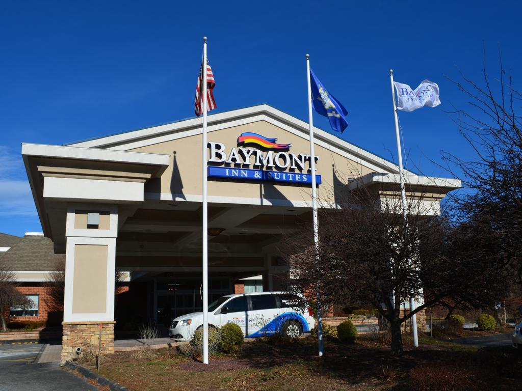 Baymont By Wyndham East Windsor Bradley Airport Hotel Екстериор снимка