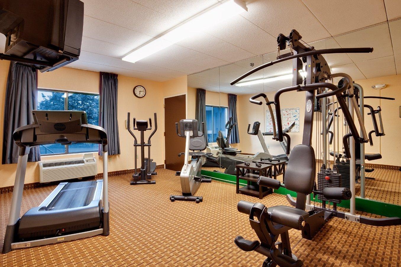 Baymont By Wyndham East Windsor Bradley Airport Hotel Екстериор снимка